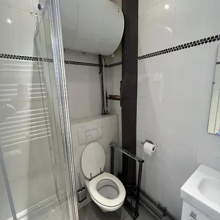 Apartment Location Near The Sacre-coeur Paris
